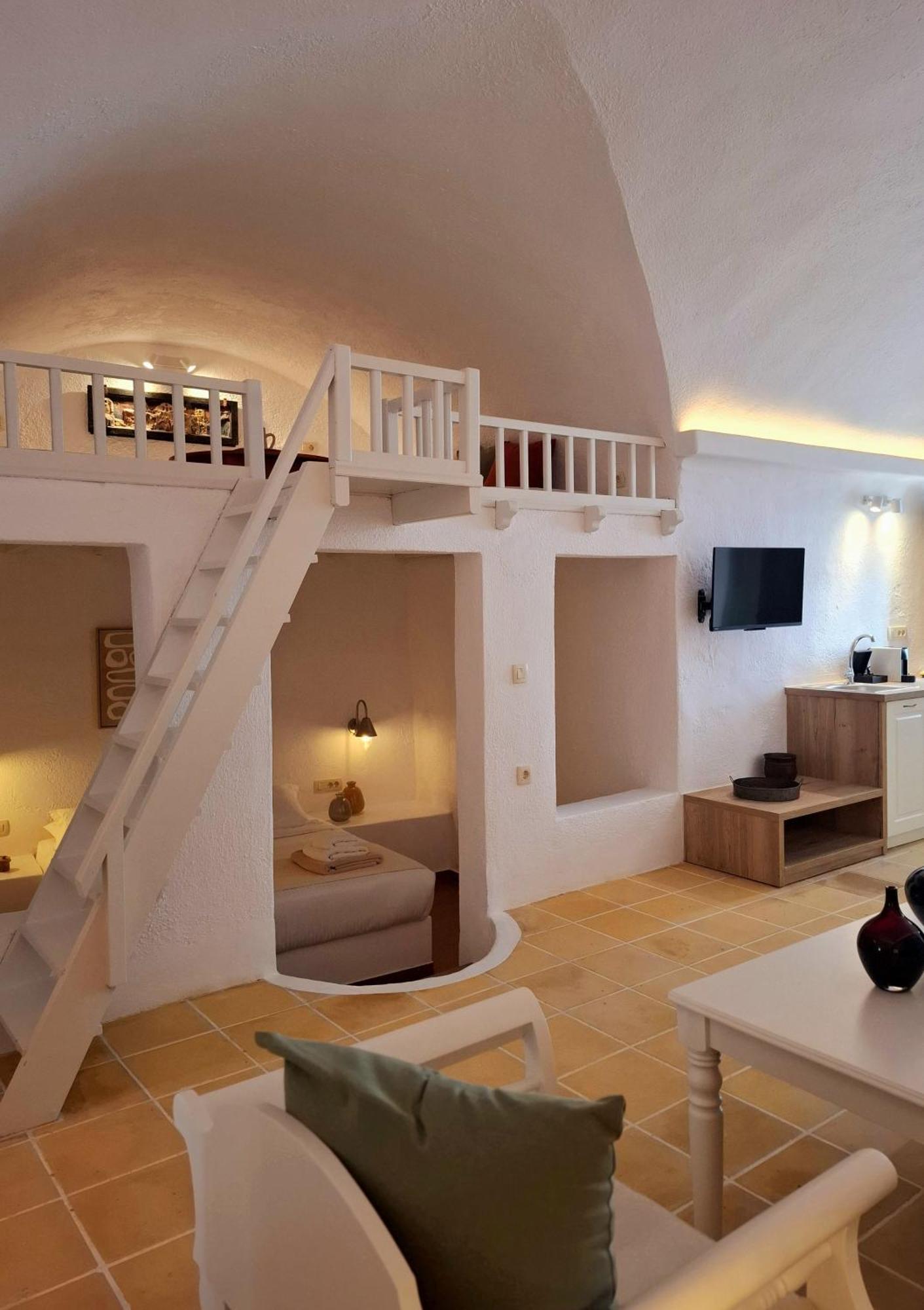 Mardanza Krokos Suites Imerovigli  Exteriör bild