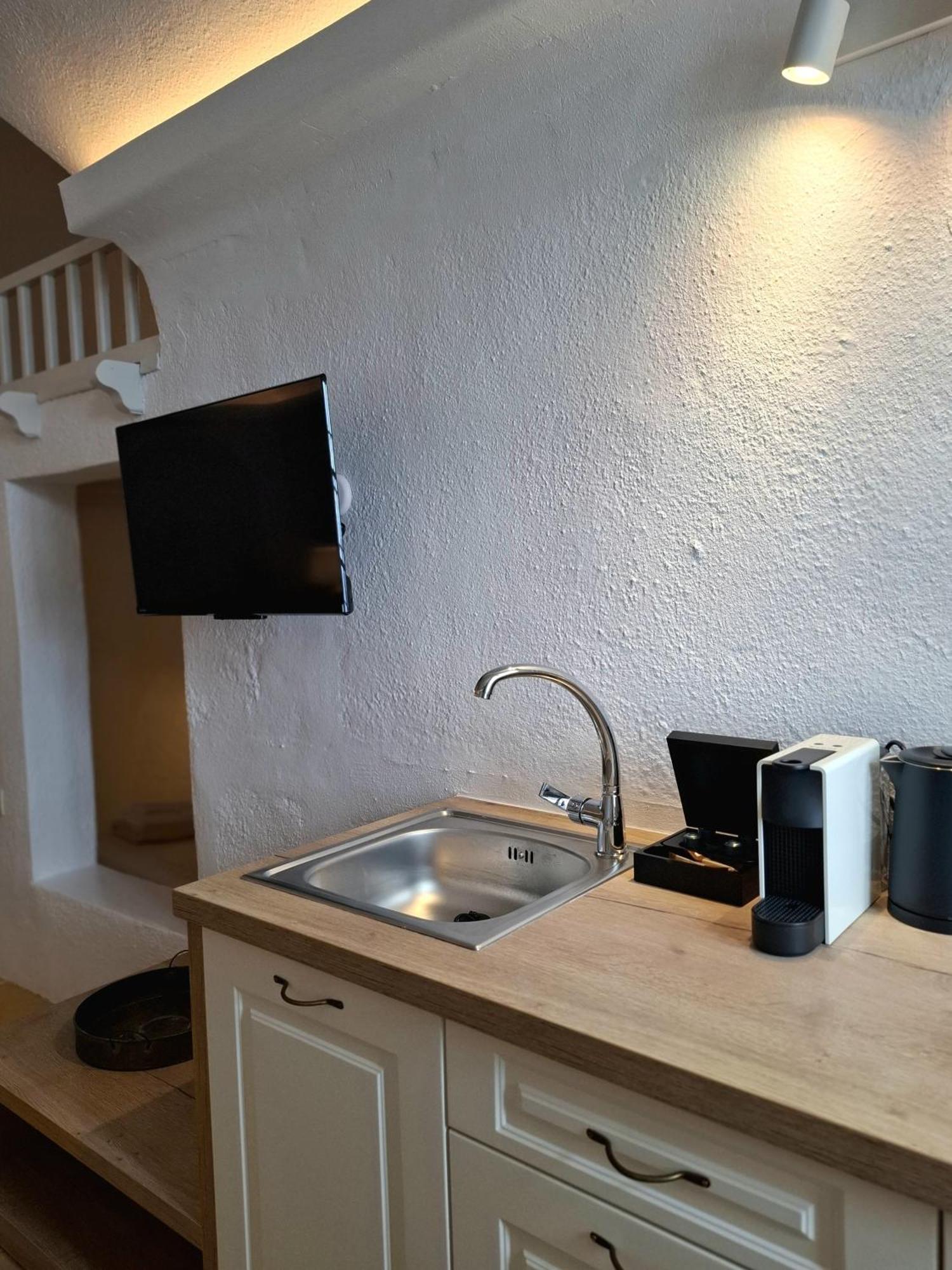 Mardanza Krokos Suites Imerovigli  Exteriör bild